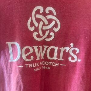 Dewar’s Scotch t-shirt size large in GUC